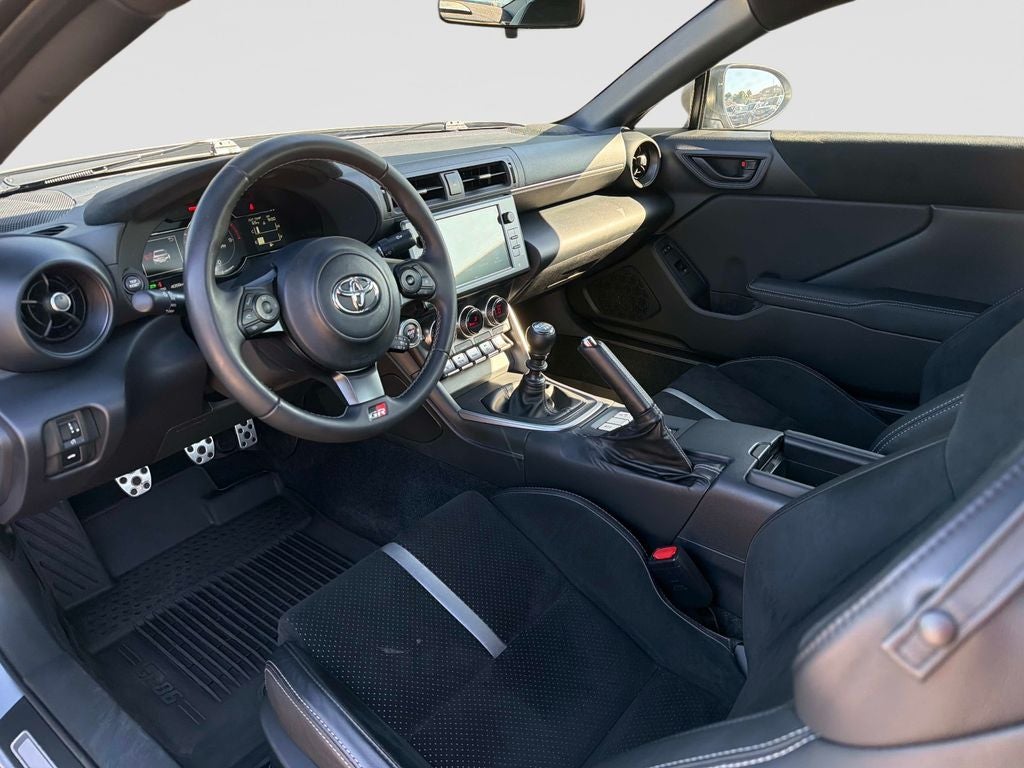 2025 Toyota GR86 Premium