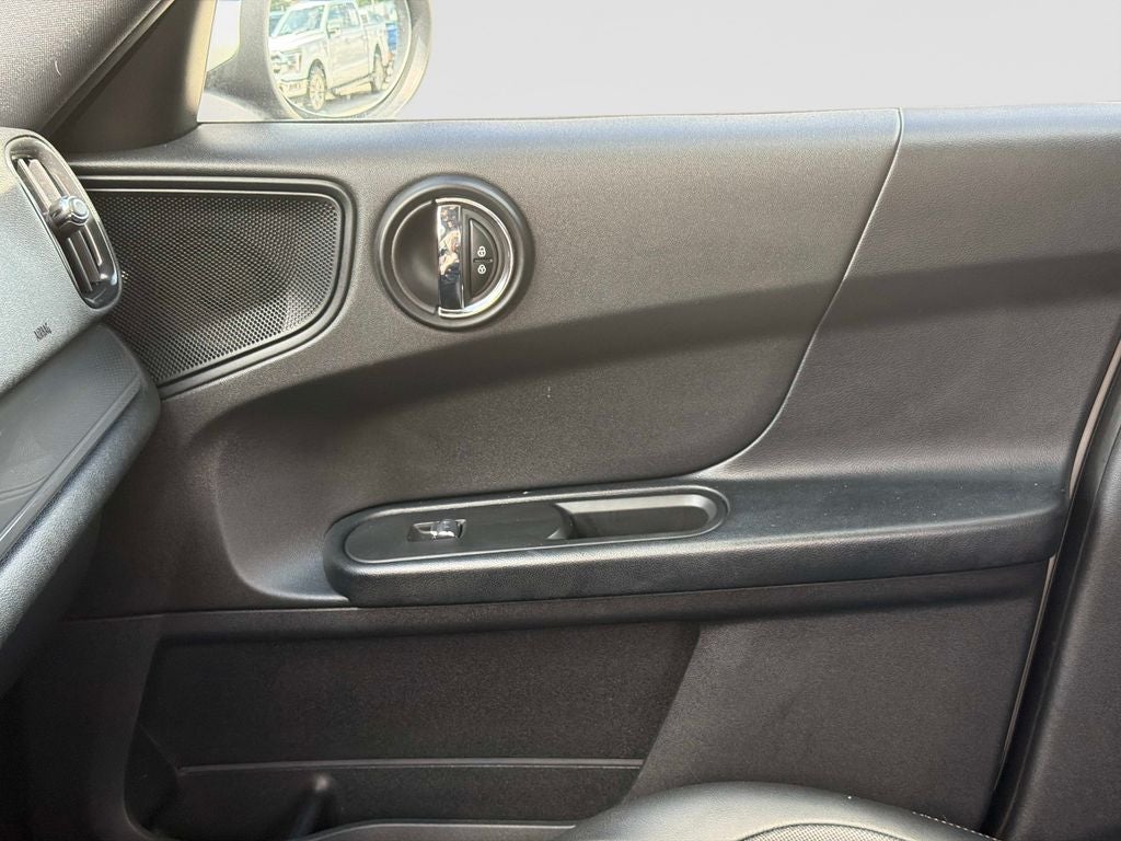 2022 MINI Cooper Countryman Oxford Edition