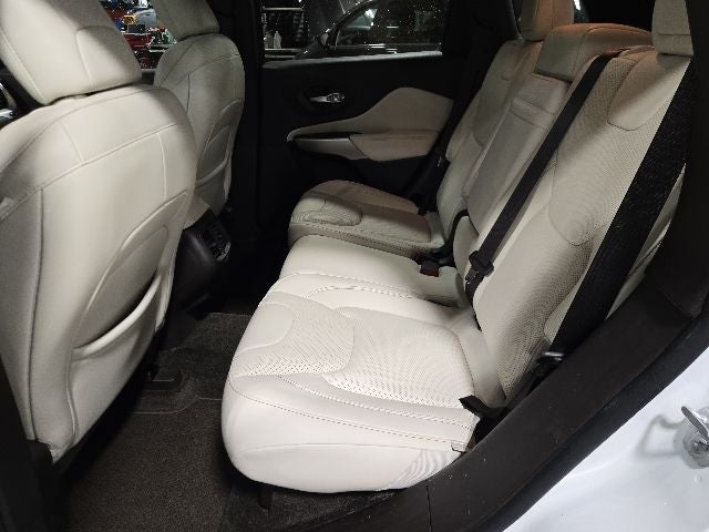 2018 Jeep Cherokee Overland