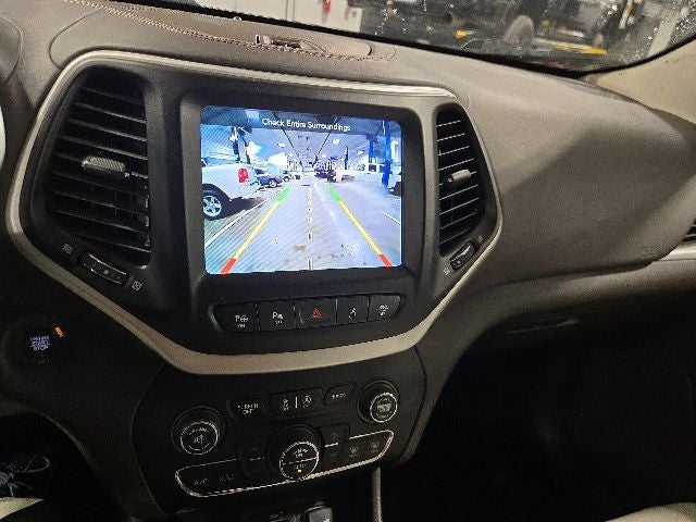 2018 Jeep Cherokee Overland