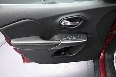 2022 Jeep Cherokee Latitude Lux