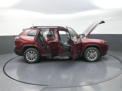 2022 Jeep Cherokee Latitude Lux
