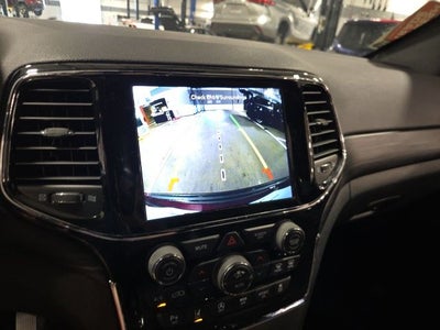 2020 Jeep Grand Cherokee Laredo