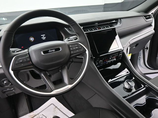 2026 Jeep Grand Cherokee Laredo X