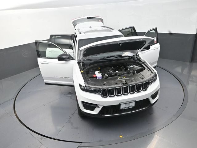 2026 Jeep Grand Cherokee Laredo X