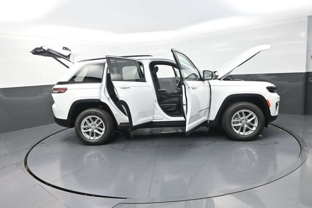 2026 Jeep Grand Cherokee Laredo X