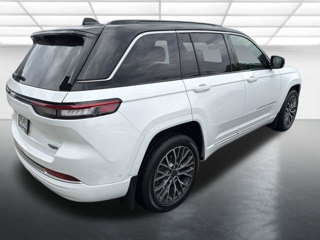 2026 Jeep Grand Cherokee Summit
