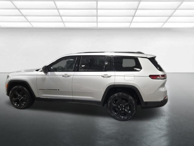 2022 Jeep Grand Cherokee L Altitude