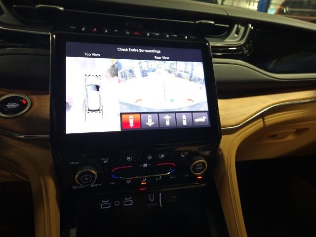 2024 Jeep Grand Cherokee L Summit