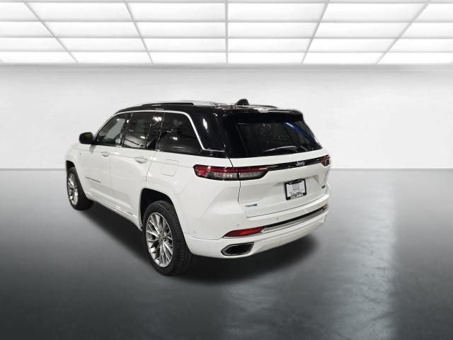 2022 Jeep Grand Cherokee Summit