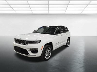 2022 Jeep Grand Cherokee Summit