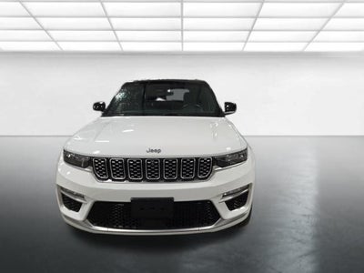 2022 Jeep Grand Cherokee Summit