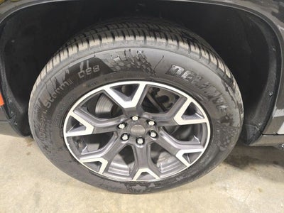 2023 Jeep Wagoneer L Series III