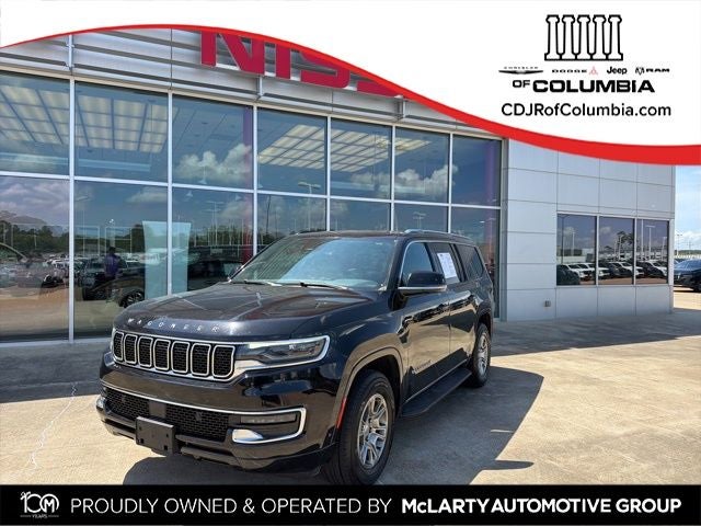 2023 Jeep Wagoneer Base
