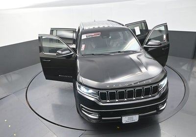 2023 Jeep Wagoneer Base