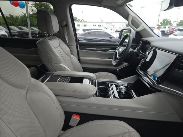 2022 Jeep Wagoneer Series II