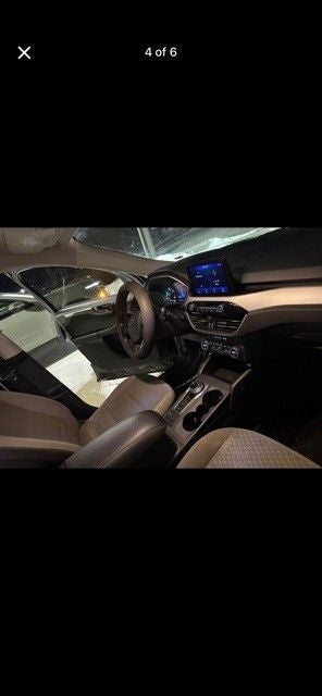 2021 Ford Escape Hybrid SE