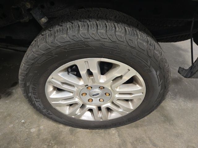 2014 Ford F-150 Platinum