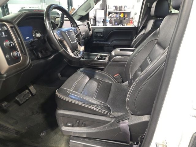 2016 GMC Sierra 2500HD Denali