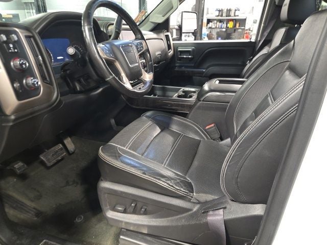 2016 GMC Sierra 2500HD Denali