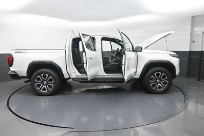2024 GMC Canyon AT4