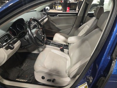 2016 Volkswagen Passat 1.8T SE