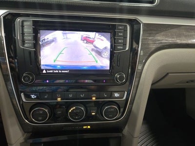 2016 Volkswagen Passat 1.8T SE