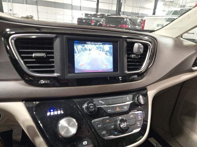 2018 Chrysler Pacifica L