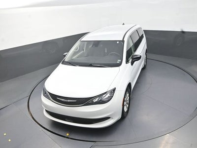 2024 Chrysler Voyager LX