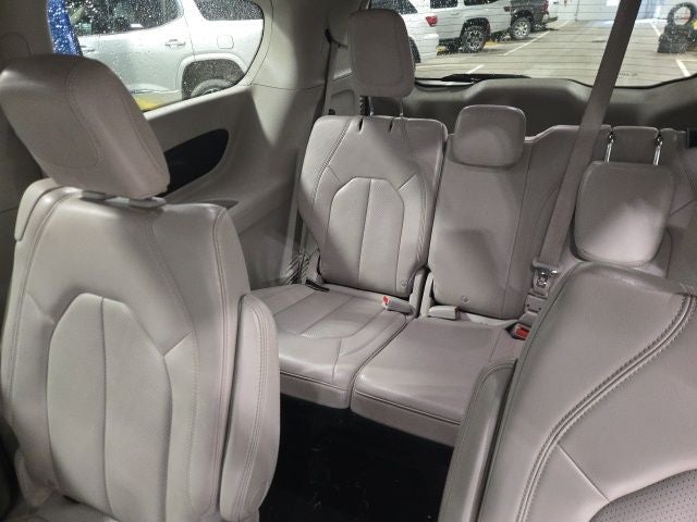 2021 Chrysler Voyager LXI