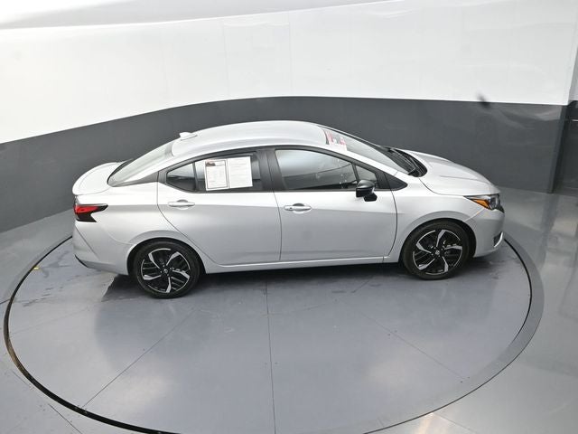 2024 Nissan Versa 1.6 SR