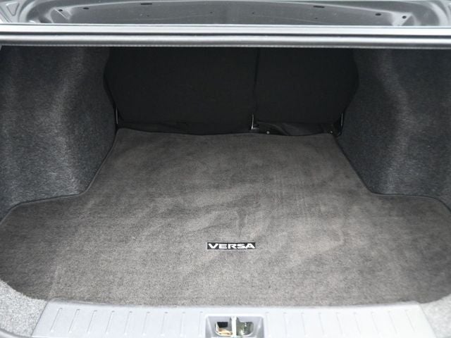 2024 Nissan Versa 1.6 SR