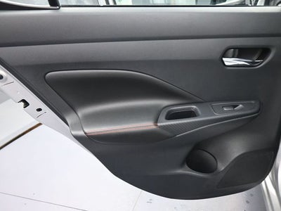 2024 Nissan Versa 1.6 SR