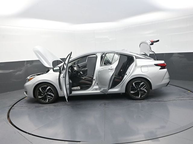 2024 Nissan Versa 1.6 SR
