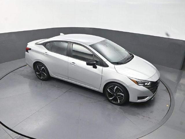 2024 Nissan Versa 1.6 SR