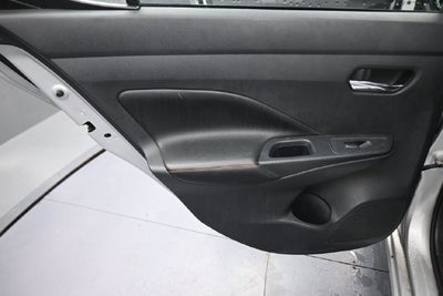 2024 Nissan Versa 1.6 SR