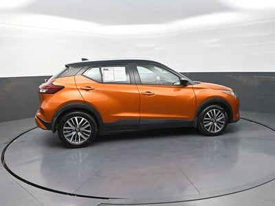 2022 Nissan Kicks SV