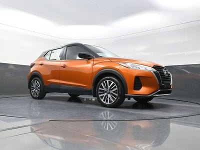 2022 Nissan Kicks SV