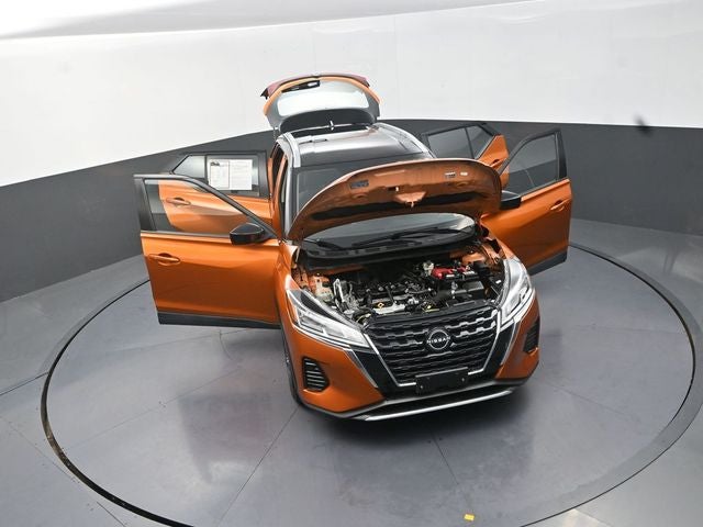 2022 Nissan Kicks SV
