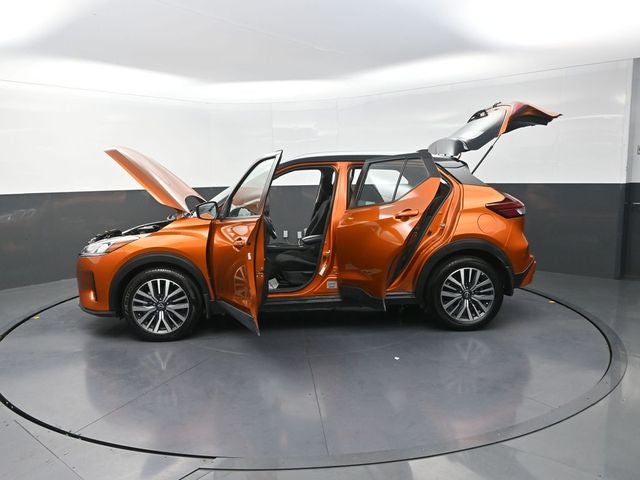 2022 Nissan Kicks SV