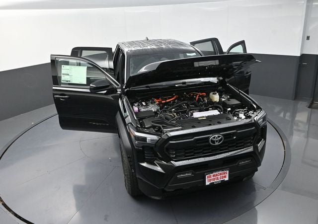 2025 Toyota Tacoma Hybrid TRD Off Road
