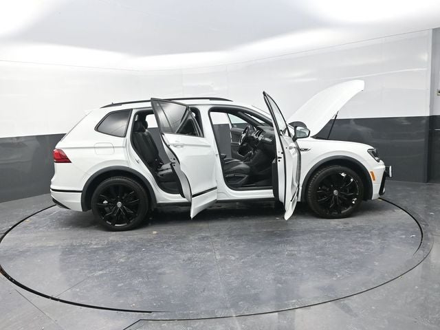 2021 Volkswagen Tiguan 2.0T SE R-Line Black