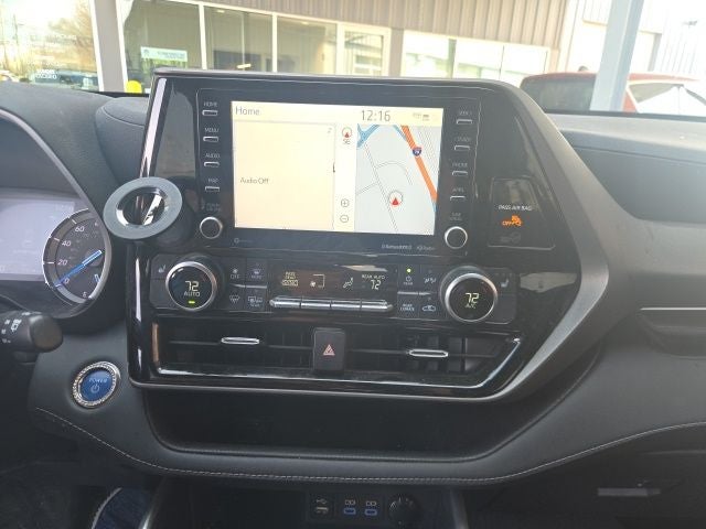 2022 Toyota Highlander Hybrid XLE