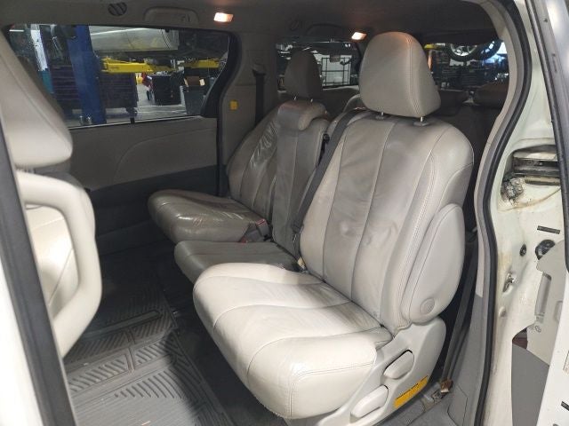 2011 Toyota Sienna XLE