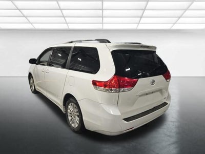 2011 Toyota Sienna XLE
