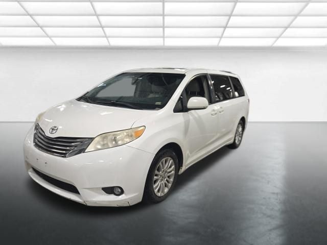 2011 Toyota Sienna XLE