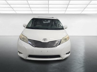 2011 Toyota Sienna XLE