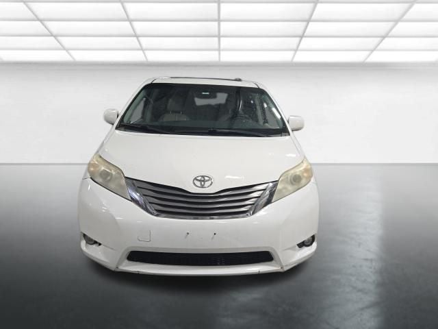 2011 Toyota Sienna XLE