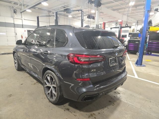 2021 BMW X5 M50i