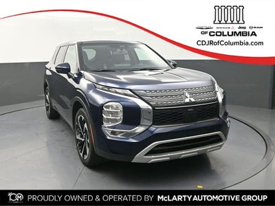 2024 Mitsubishi Outlander Base